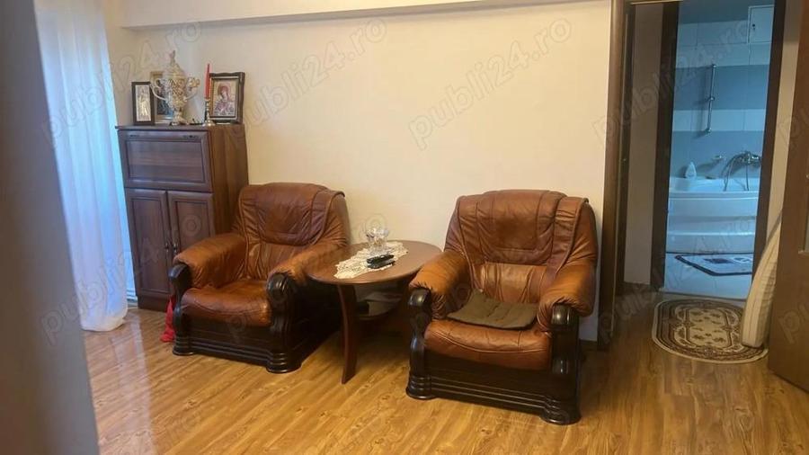 vand apartament 2 camere Unirii - 3