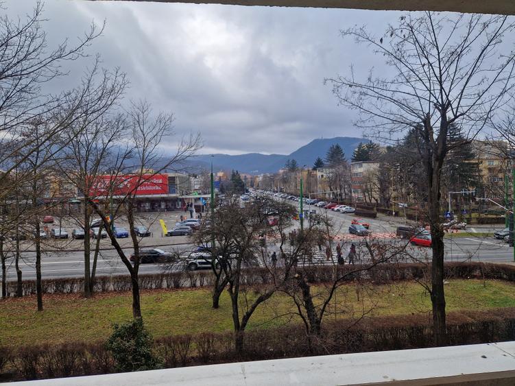 Apartament mobilat Astra-bdul. Saturn - 1