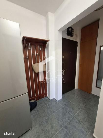 Garsonieră decomandată în Malu Roșu
