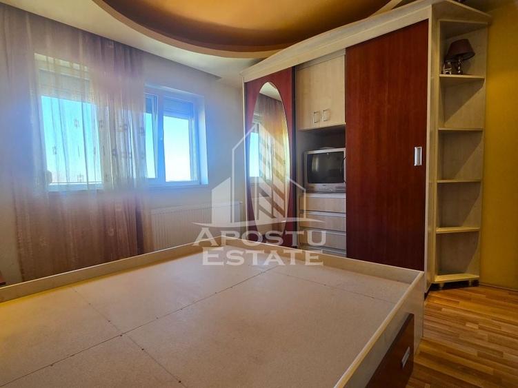 Apartament decomandat 3 camere, zona Miorita - 10