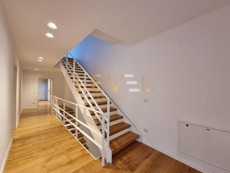 [VIDEO] Vila ultramoderna cu 5 camere cu curte libera 187 mp - Pipera - 8