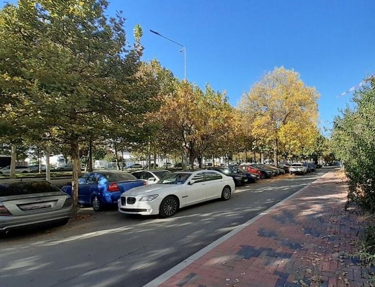 Teren 370mp cu deschidere 39ml la bd. Theodor Pallady - 1