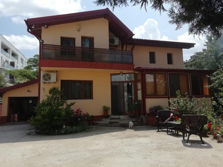 Casa individuala | Curte 700 mp | Garaj, terase, Centrala termica, acte la zi - 2