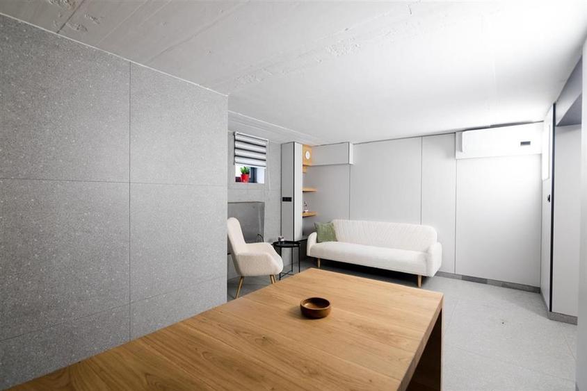 RECO Spatiu comercial ultracentral str Jean Calvin Oradea - 15