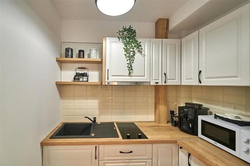 Garsoniera cu Jacuzzi, Priveliste Superba si Randament Investitional de Pana la - 8