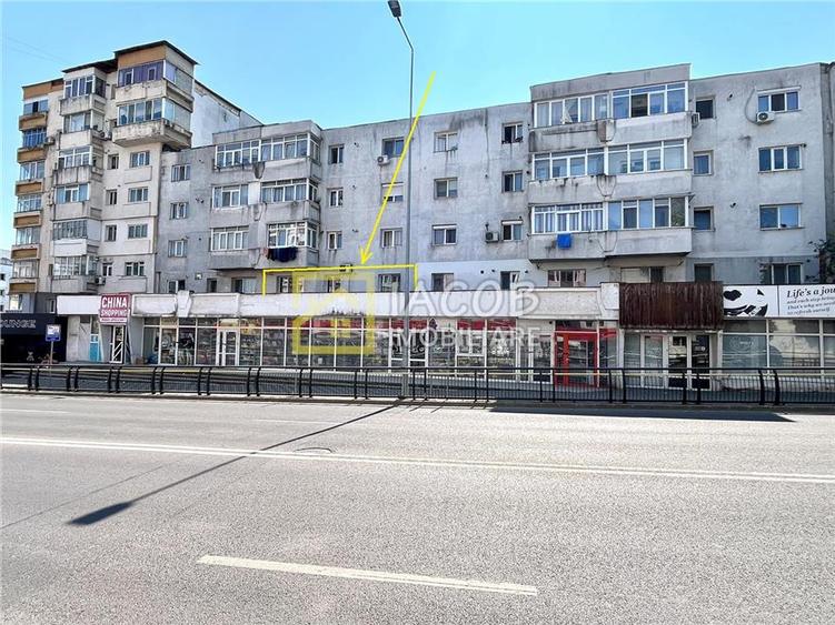 Apartament cu 2 camere decomandat, mobilat în Republicii