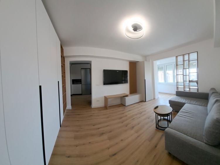 Proprietar/Piata Victoriei/ap 2 camere - 8