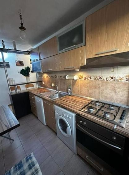 AP. 2 CAMERE EROII REVOLUTIEI, CENTRALA, MASINA SPALAT VASE, METROU - 6