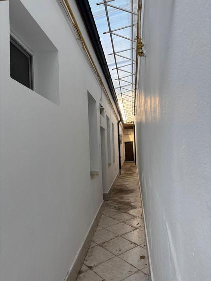 Casa de vanzare in zona centrala. - 4