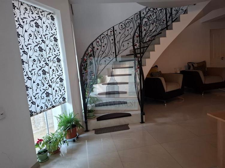 Casa de va?nzare i?n Sa?npetru - 7