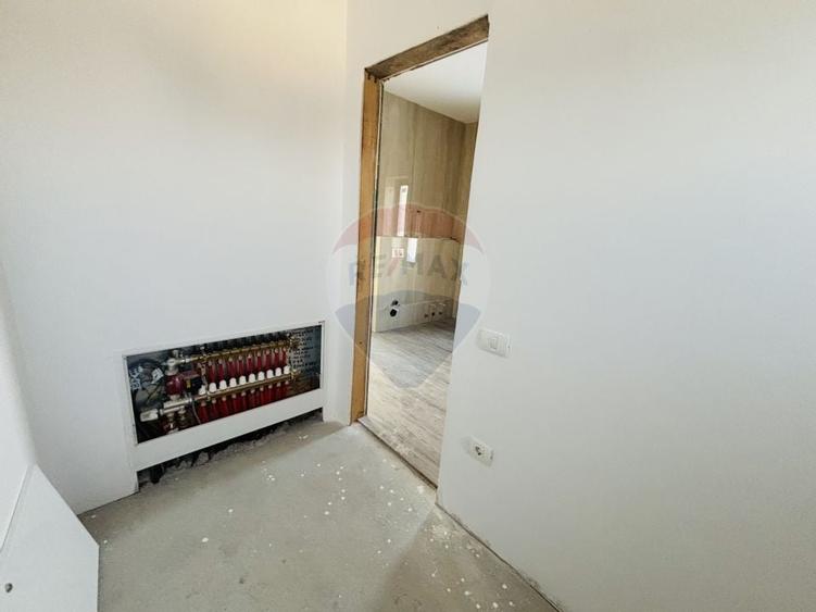 Vilă cu 4 camere de vânzare - 8