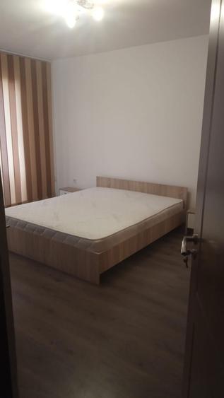 Inchiriez apartament in Florssti - 4