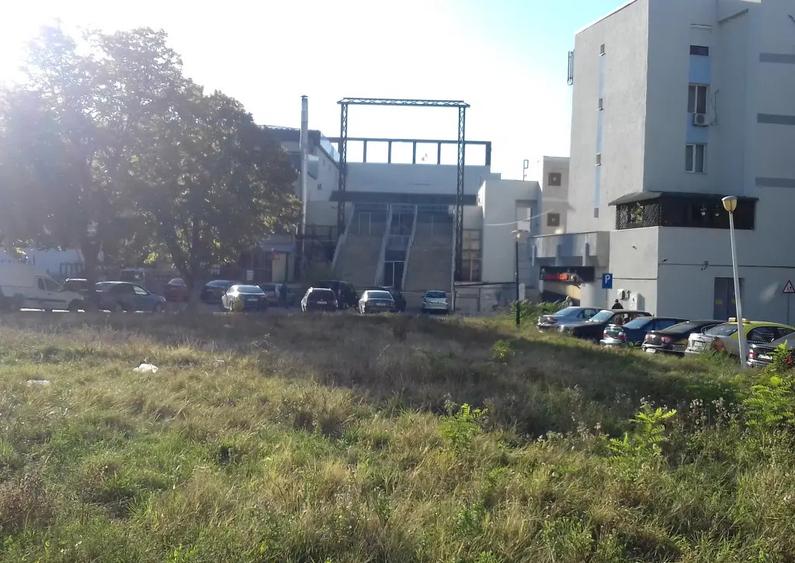 vand inchiriez teren(863 MP sau 432 MP), central, Casa Tineretului - 3