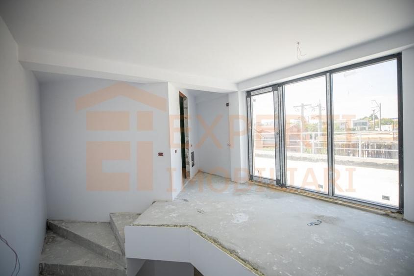 Vila situata in Palazu Mare zona Elvila - 10