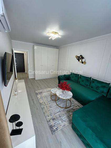 Garsoniera Spatioasa Perfecta pentru locuit sau Inverstitie! AC inclus in pret!