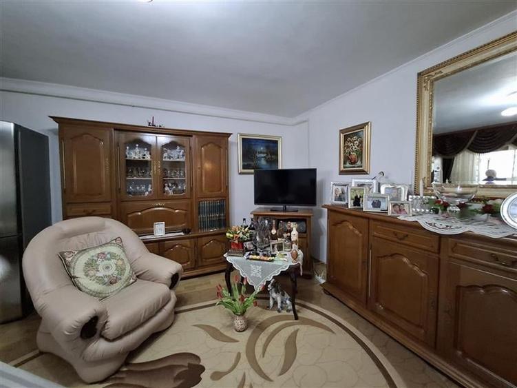 Apartamnet 2 camere, transformat in 3 camere, parter, Longinescu - 5