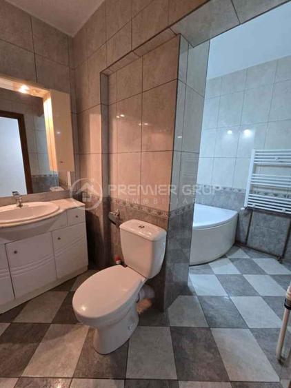 Etaj 1 | Apartament 3 camere - Podu Ros | 73mp + CT - 10