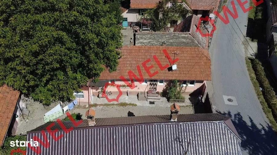 Casă cu Teren 852 Mp în Teliu