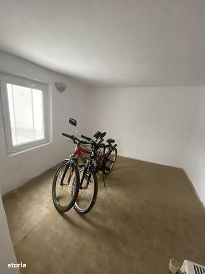 Casa, construita 2004, pre? 122000 neg str Doroban?i - 10