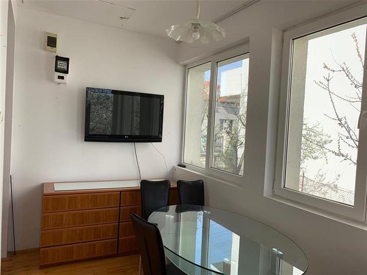 Inchiriere casa 3 camere cu gradina de 500 mp in Dambul Rotund - 1