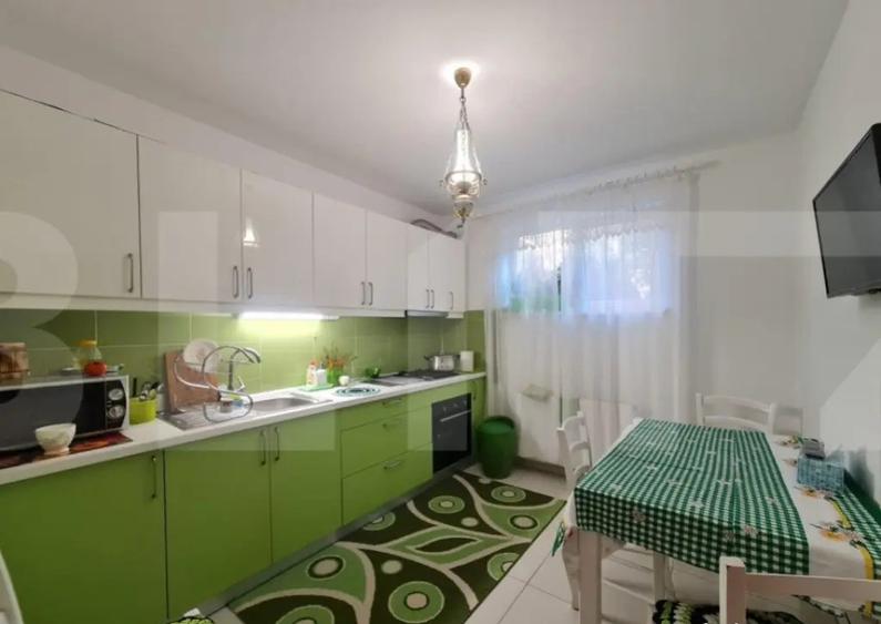 Vila in Faget cu suprafata de 450 mp si teren de 600 mp. - 12