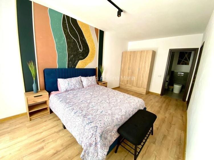 3 Camere Mobilat, Complet, cu 3 Terase și Parcare Complex Subcetate 3 Camere Mobilat, Complet, cu 3 Terase și Parcare Complex Subcetate