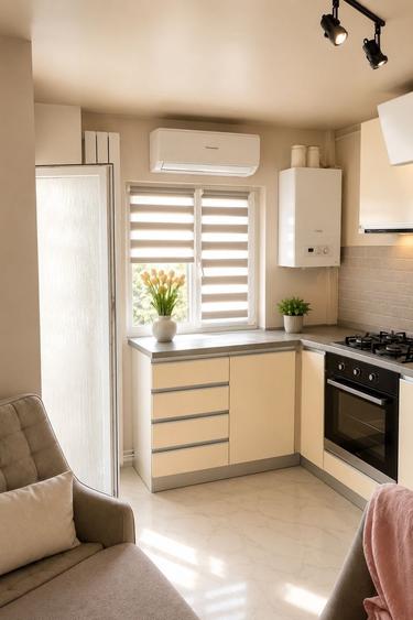 Apartament cu 3 camere semidecomandat în Mofleni