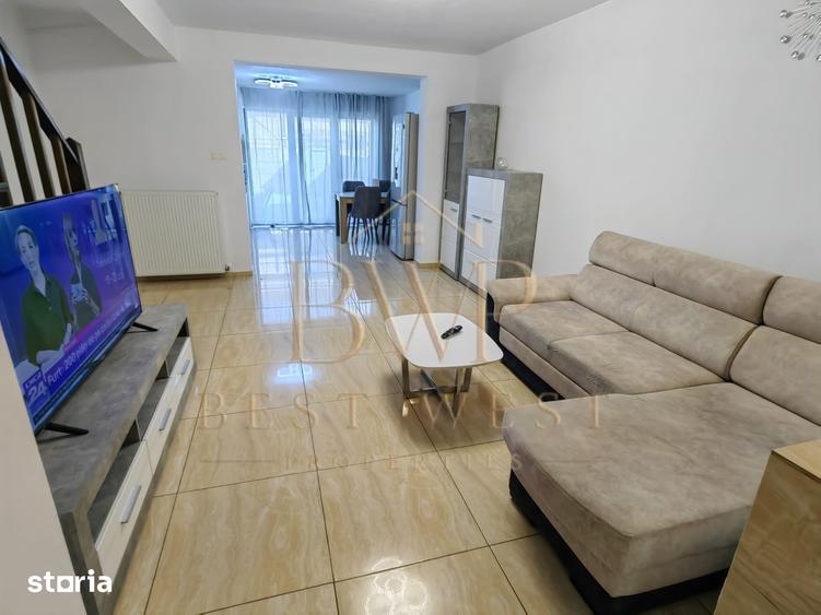 Casă cu 4 camere cu Teren 150 Mp în Dumbrăvița