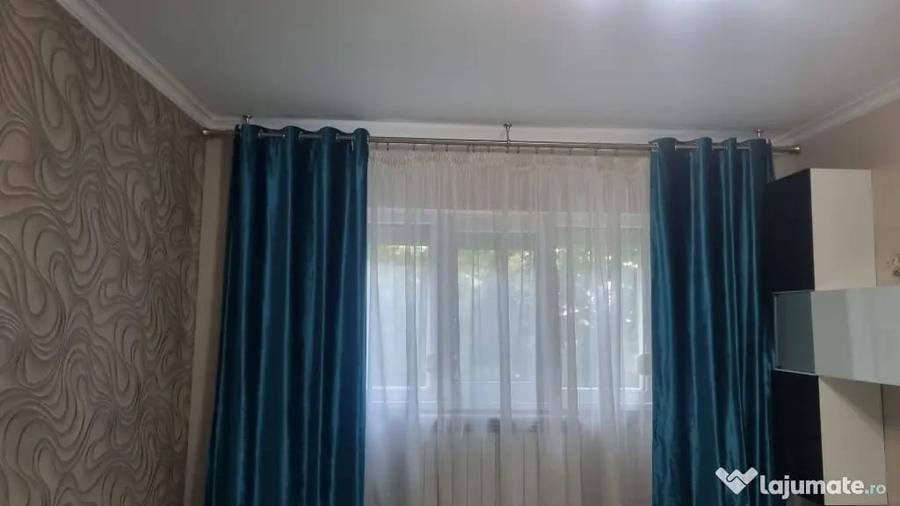 Apartament cu 3 camere decomandat în Vest