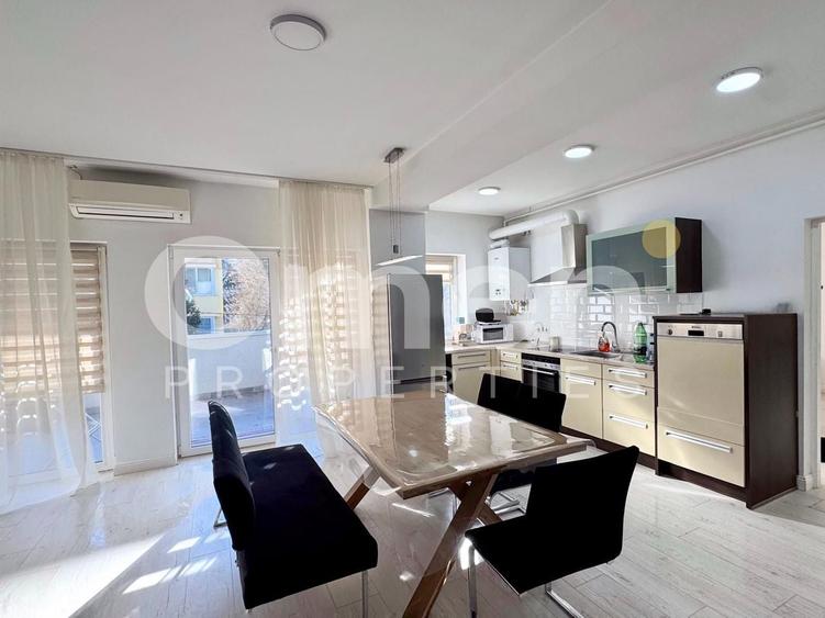 Apartament cu 2 camere decomandat, mobilat în Ultracentral