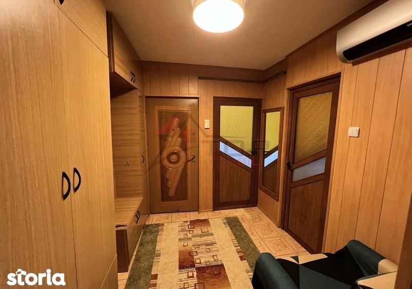 Apartament cu 2 camere decomandat în Nicolina