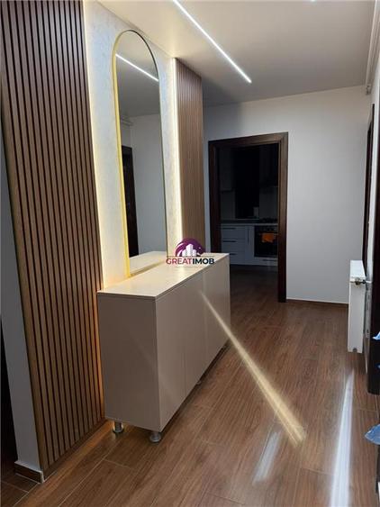 Apartament cu 3 camere decomandat în Pipera
