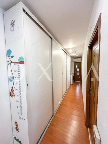 Apartament cu 3 camere decomandat în Aradului