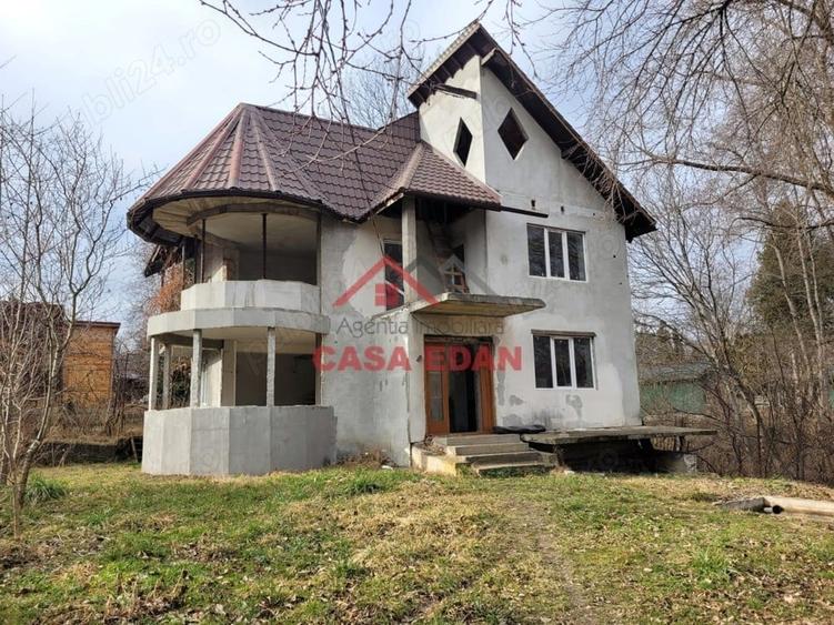 Casă cu 3 camere în Breaza