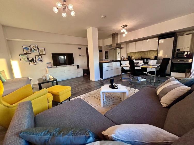 Ultracentral Spatios cu Vedere Superba - 1