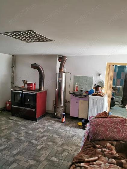 Proprietar vand casa la sat - 6