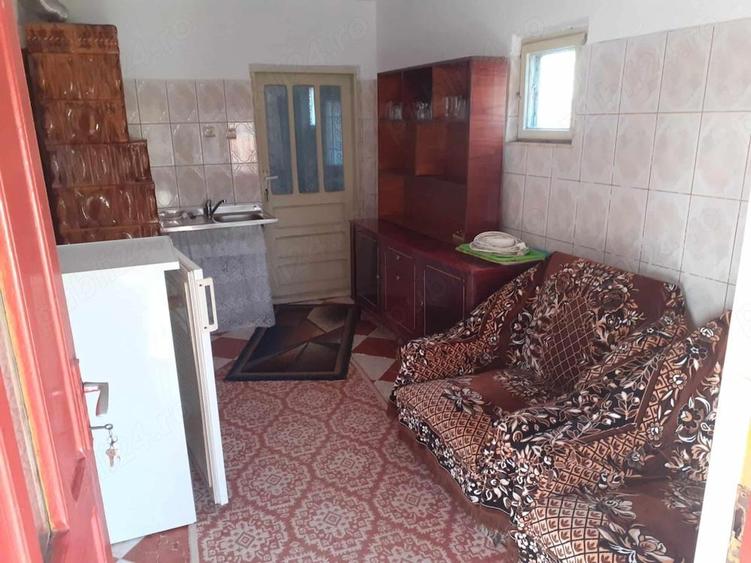 Casa de vanzare sau schimb cu apartament in Bucuresti - 1