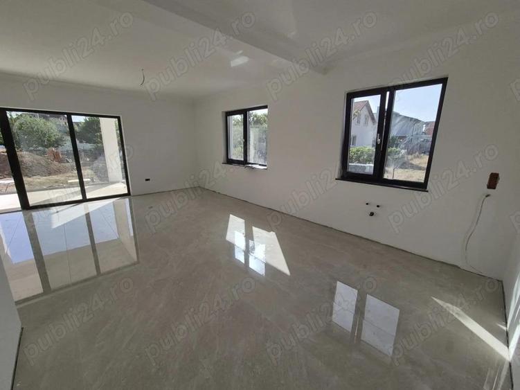 Vila eleganta, finisata complet, Via Carmina comision 0 - 1