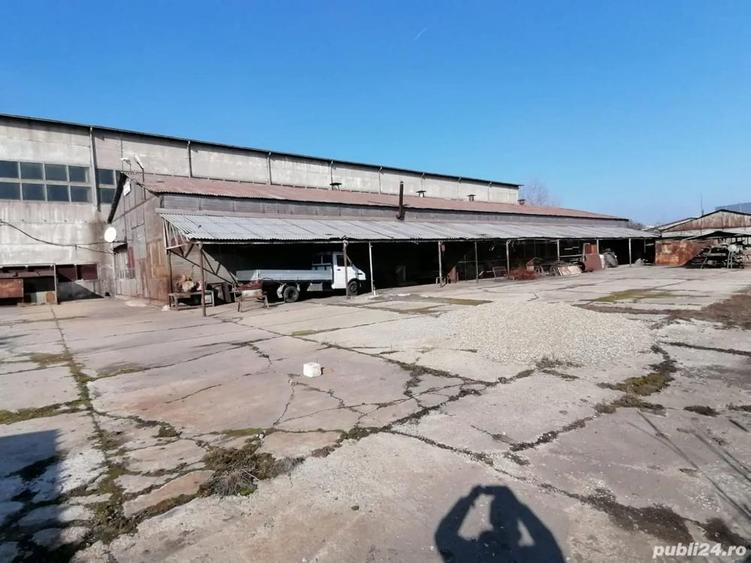 Inchiriez teren Targovi?te - 2