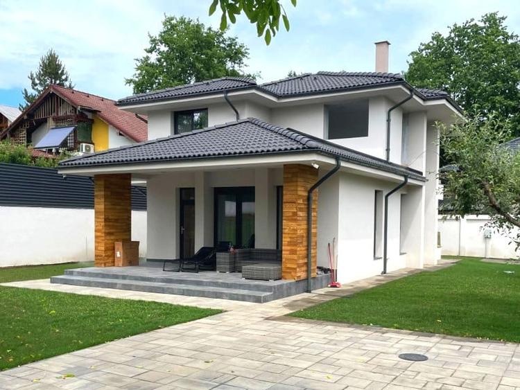 *Vila Bucium-Visan* - 650mp teren - *toate utilitatile* - 1