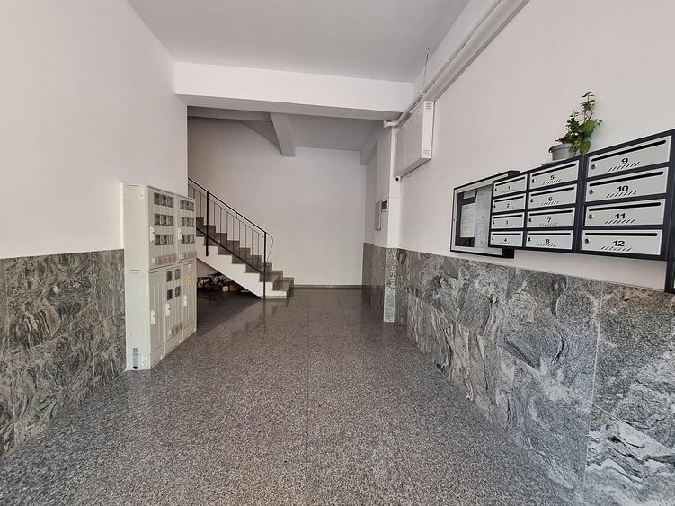 Ap. 3 camere decomandat, 2 bai, debara, 91 mp utili, PARCARE INCLUSA - 12