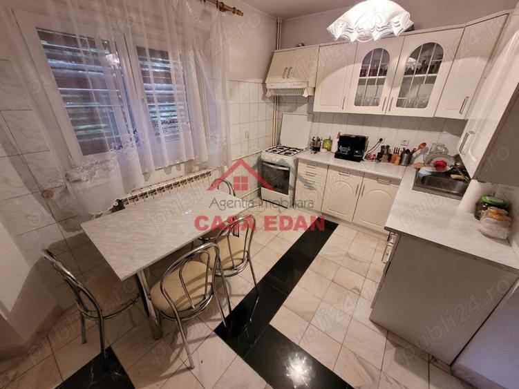 Casa in Cornu de Sus --250.000e - 14