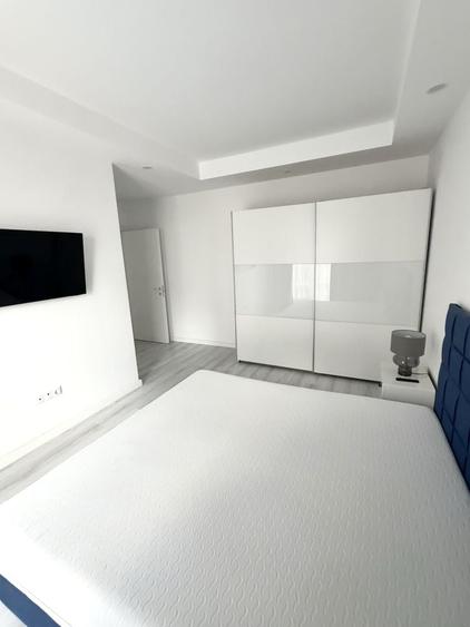 Apartament cu 3 camere decomandat în Ștefăneștii de Jos