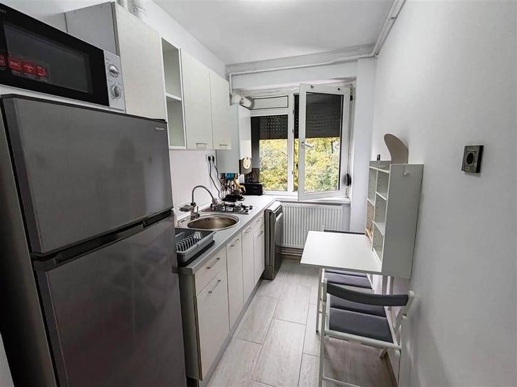 Apartament 2 camere in Ploiesti, zona ultracentrala - 14