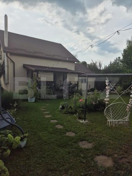 Vila de vanzare in Livezeni cu privelste deosebita, 970mp teren - 1