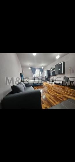 Apart 1 camera Piata Balcescu etaj 3 - 11