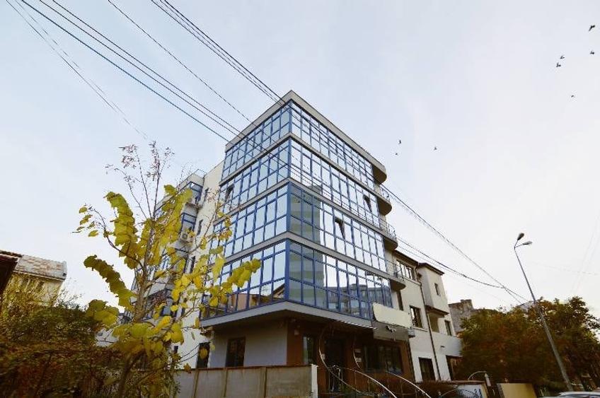 0% comision! Inchiriere birouri Domenii, 200 - 242 mp - 1