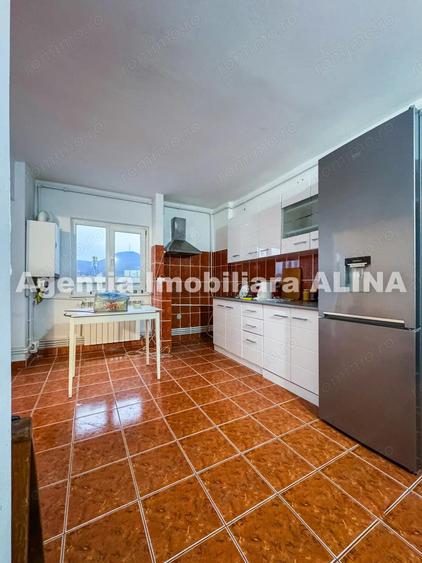 Ap. 2 camere in Deva, Bld. Decebal, 55 mp, decomandat, etaj 9. - 12