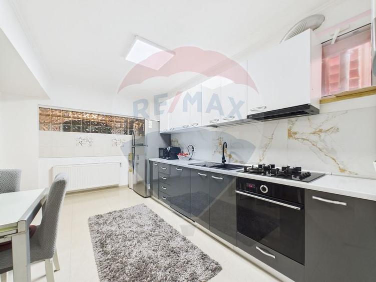 Apartament spatios 4 camere | 122 mp | Damaroaia - 8