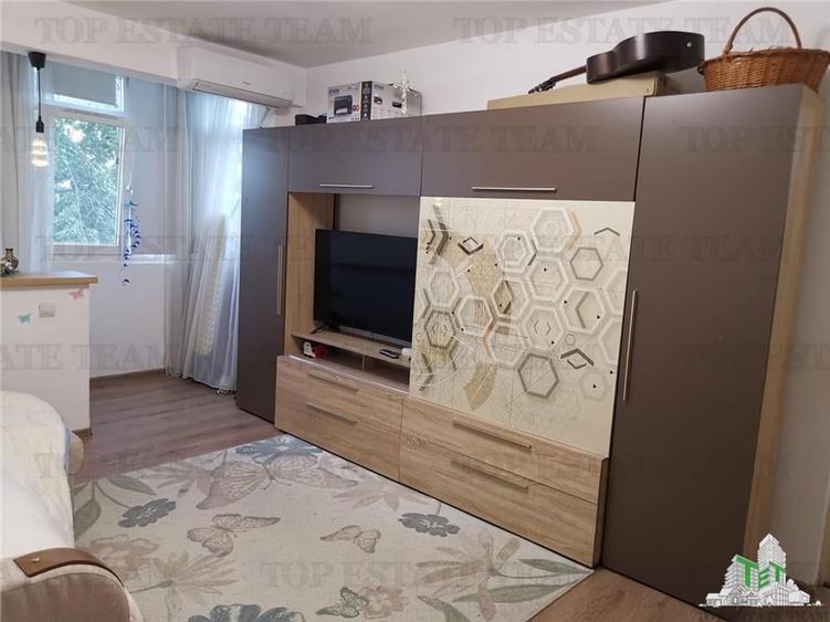 Apartament 2 cam, decomandat Soseaua Giurgiului, sector 4 - 2